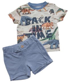 H&M blågrå shorts og Friends T-shirt str. 74