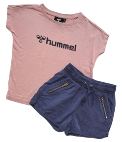 Hummel rosa T-shirt og H&M short str. 104