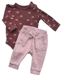 Name it rosa bukser og Friends rødbrun body str. 50-56