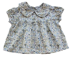 Lys beige småblomstret kortærmet bluse str. 68