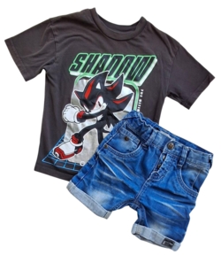 Name it blå denim shorts og H&M T-shirt str. 98