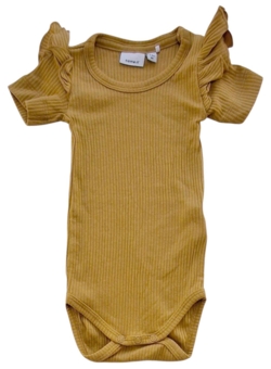 Name it karrygul kortærmet rib body str. 62