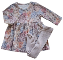 Name it beige småblomstret langærmet kjole str. 62