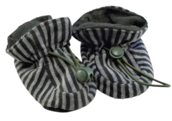 Melton grøn og gråstribede futter str. 22-23