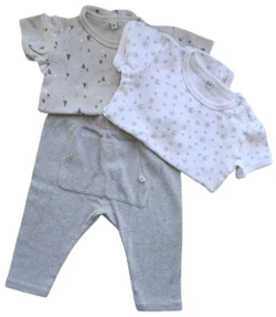 Pippi to kortærmede bodys og Zara bukser str. 74