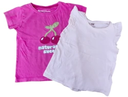 En pink T-shirt og pudderfarvet top str. 110-116