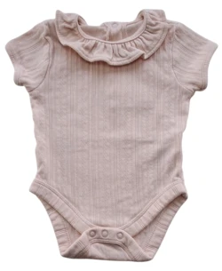 Primark rosa kortærmet body str. 3-6 mdr