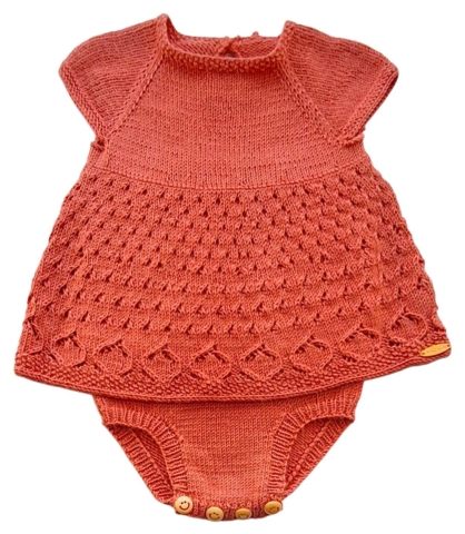 Hjemmestrikket orange body-kjole str. 68-74