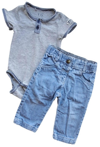 VRS lysegrå body og Name it denimbukser str. 74