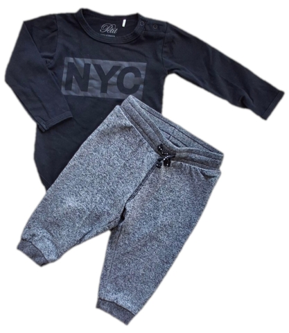 Petit sort langærmet body og H&M bukser str. 74