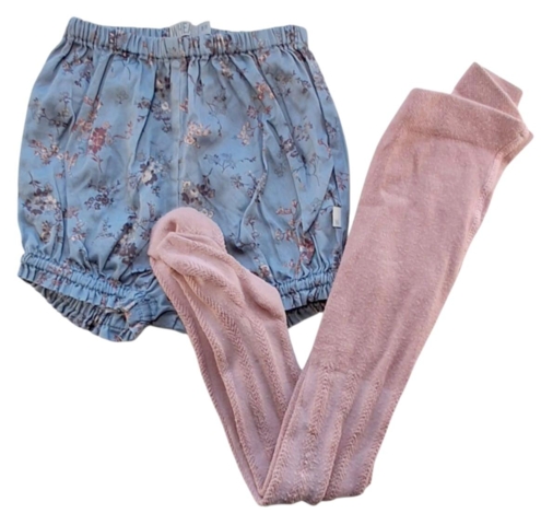 Wheat gråblå blomstrede bloomers og rosa strømper str. 74