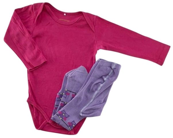 Name it pink body og Mala lilla strømpebukser str. 80