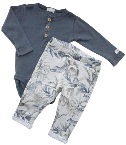 Newbie lysegrå bukser og mørkegrå body str. 74