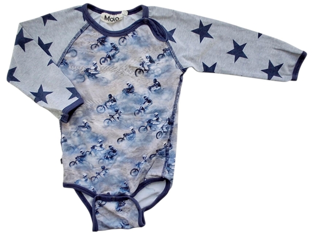 Molo lysegrå langærmet body str. 80