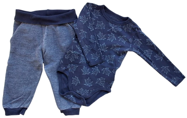 Fixoni stribede bukser og mørkeblå body str. 74