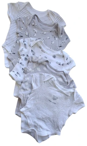 Primark fem kortærmede bodystockings str. 62