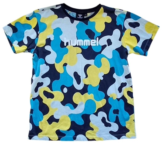 Hummel blå og gul kamuflage mønstret T-shirt str. 152