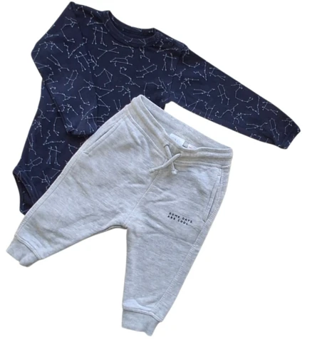 Zara lysegrå sweatpants og 808 blå body str. 86
