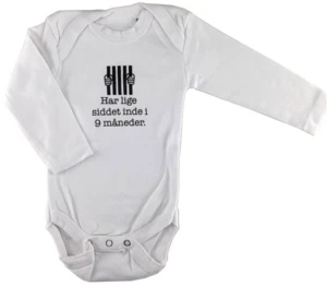 Hvid langærmet body str. 0-6 mdr