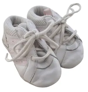 Adidas små hvide bløde sko str. 18