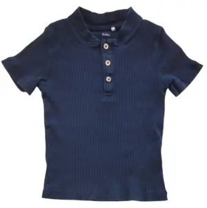 Guppy mørkeblå kortærmet rib bluse str. 104