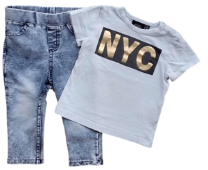 Petit lyseblå T-shirt og H&M blå leggings str. 74