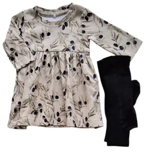 Name it beige langærmet kjole og H&M strømper str. 50