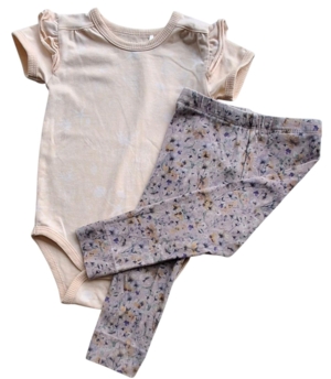 Name it leggings og Fixoni kortærmet body str. 74