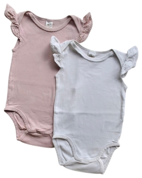 H&M to ærmeløse rosa og hvid bodys str. 86