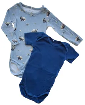 Name it to kort og langærmede body's str. 80