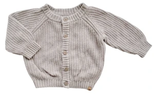 Lil'Atelier lys sandfarvet striktrøje str. 68