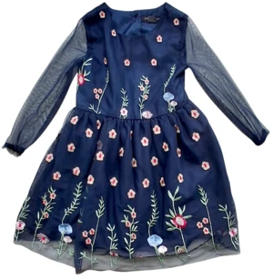 Primark mørkeblå fin kjole str. 104