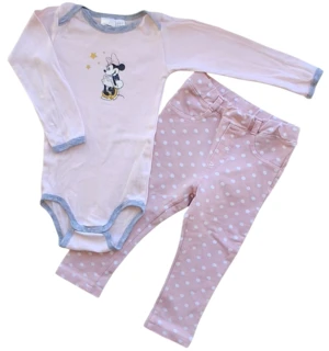Disney rosa body og H&M rosa bukser str. 86